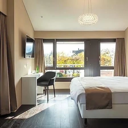 Hotel Lo! Im Kreuz Jona
